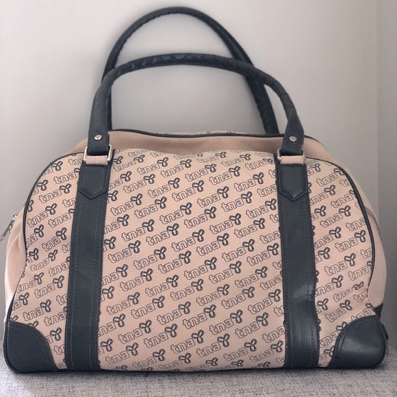 TNA Aritzia Weekend/Gym/Duffel Bag - Picture 2 of 2